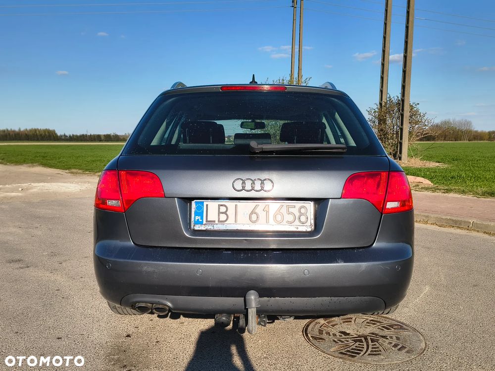 Audi A4 Avant - 4