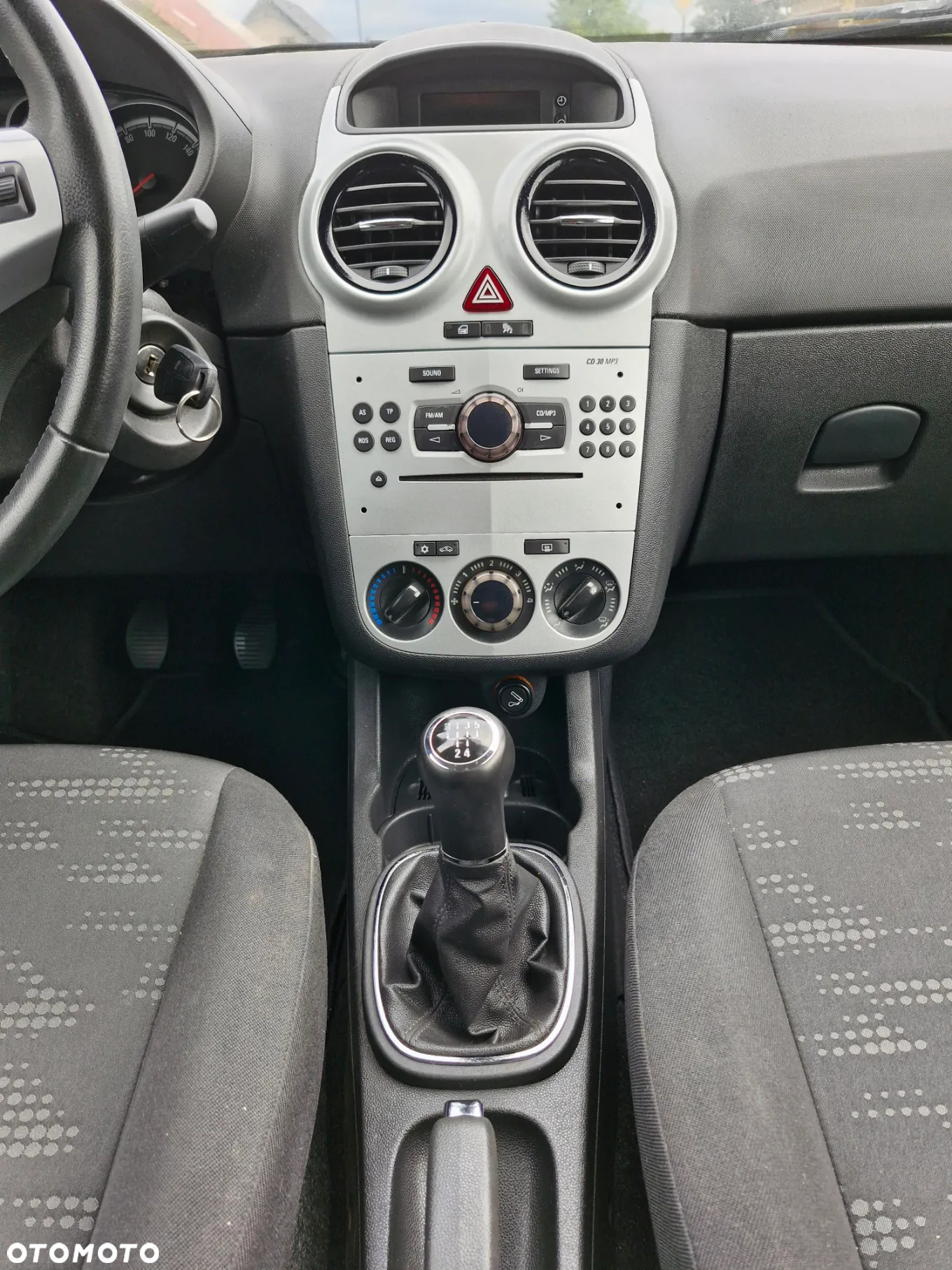Opel Corsa 1.4 16V Color Edition - 23