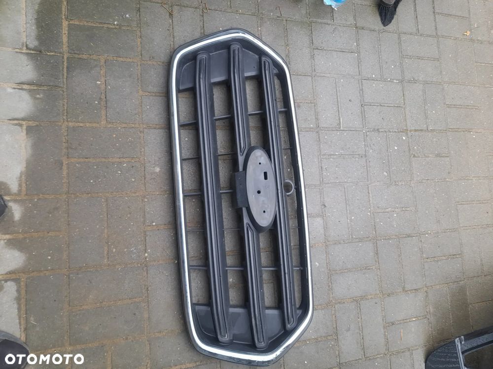 FORD TRANSIT MK8 LIFT GRILL ATRAPA - 3