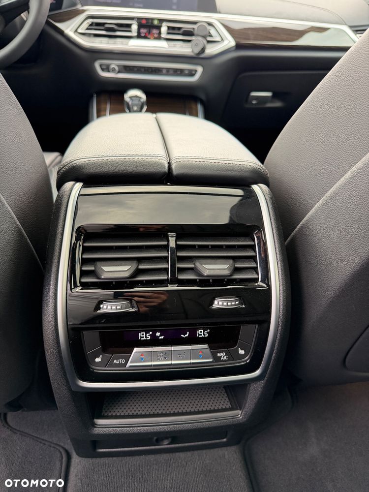 BMW X5 xDrive40i sport - 10