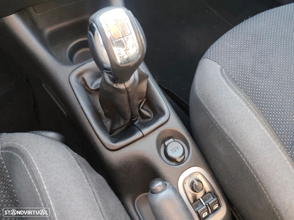 Peugeot 206+ 1.1 Trendy - 26