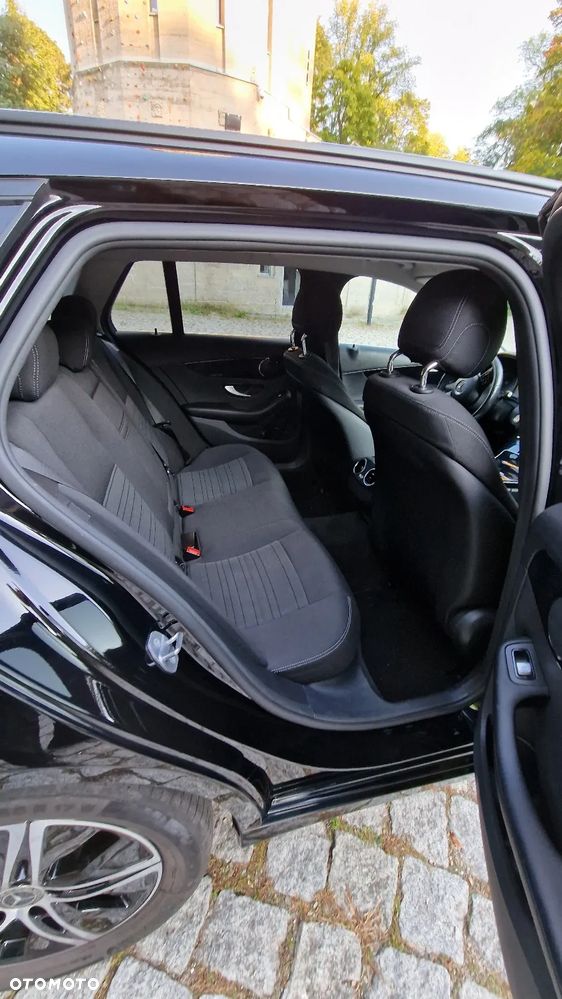Mercedes-Benz Klasa C 200 d 9G-TRONIC Avantgarde - 11