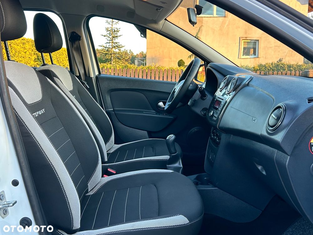 Dacia Sandero SCe 75 Comfort - 34