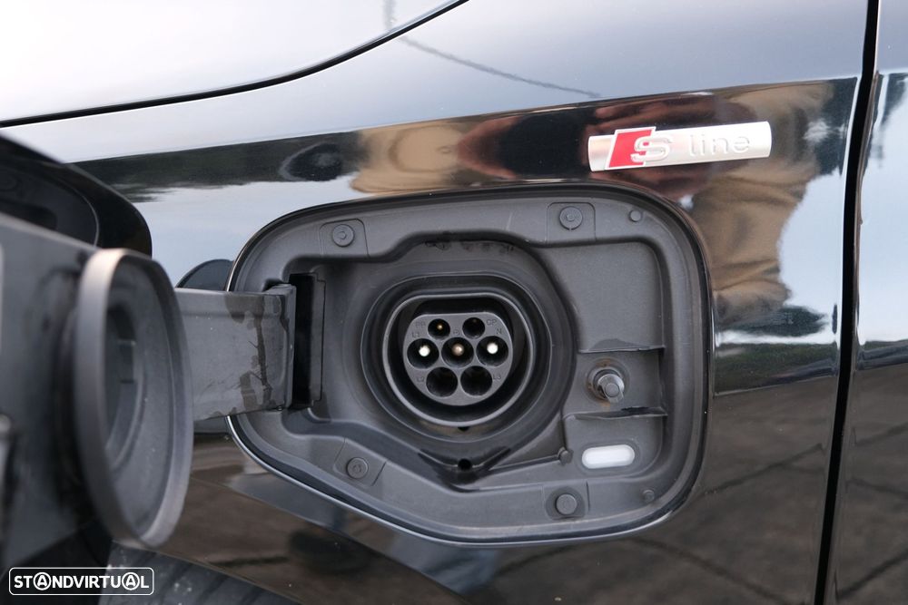 Audi A3 Sportback 40 TFSIe S tronic S line - 46