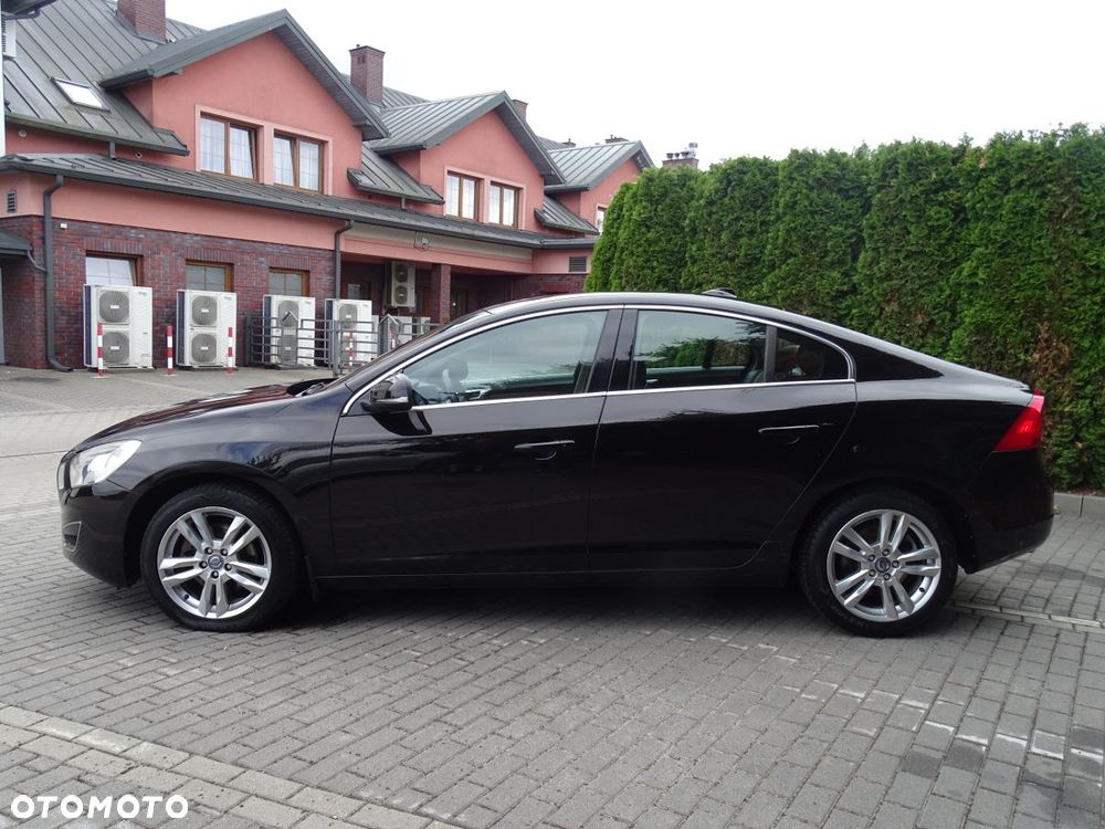 Volvo S60 D3 Geartronic RDesign - 4