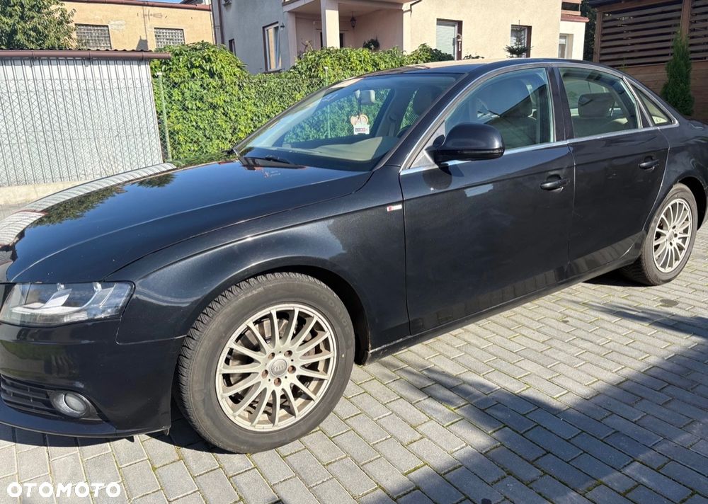 Audi A4 Limousine - 2