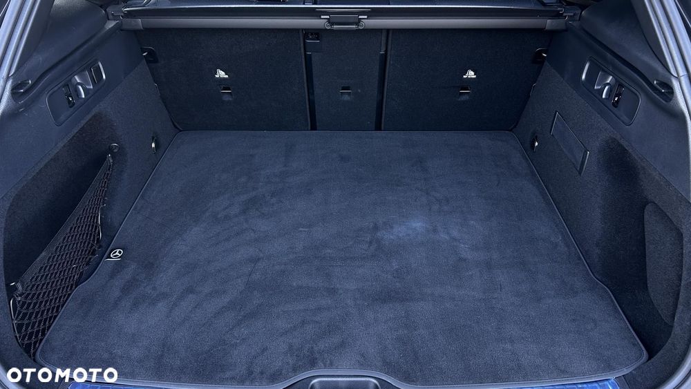 Mercedes-Benz GLC - 29