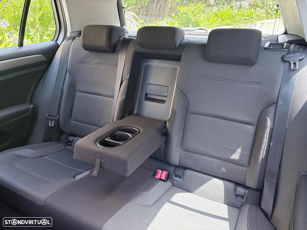 VW Golf 1.0 TSI Trendline - 56