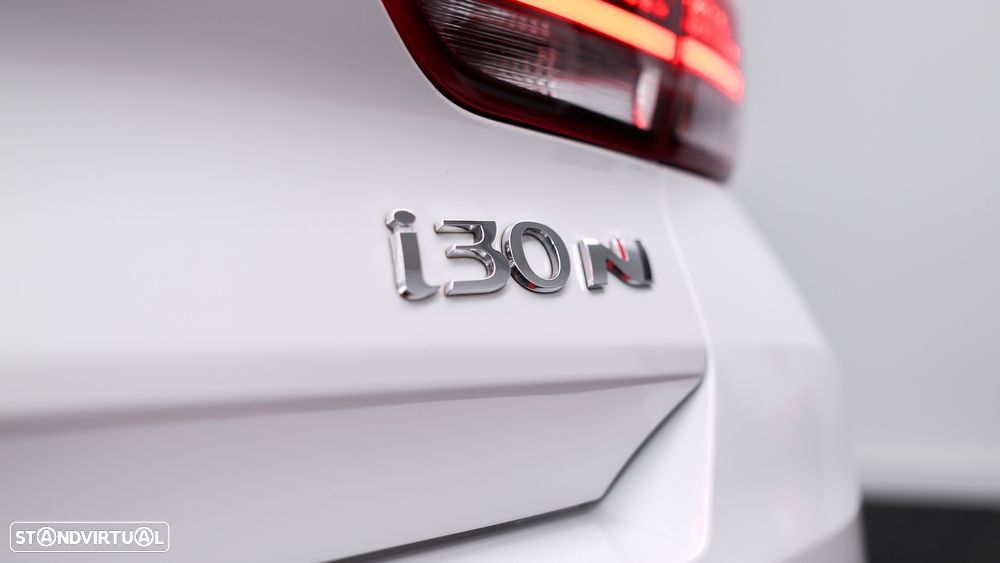 Hyundai i30 N 2.0 T-GDi Pack Performance 8DCT - 28