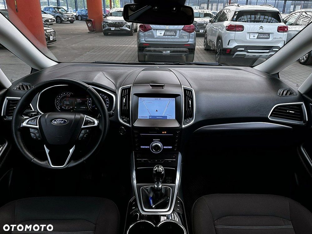 Ford Galaxy - 14