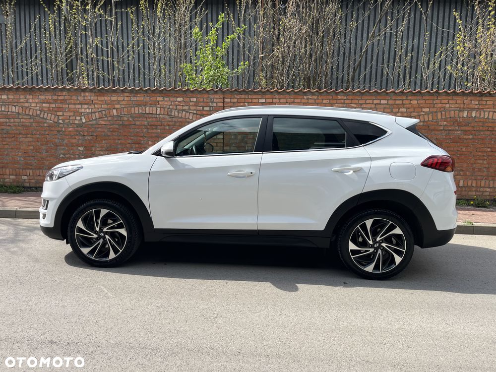 Hyundai Tucson - 2