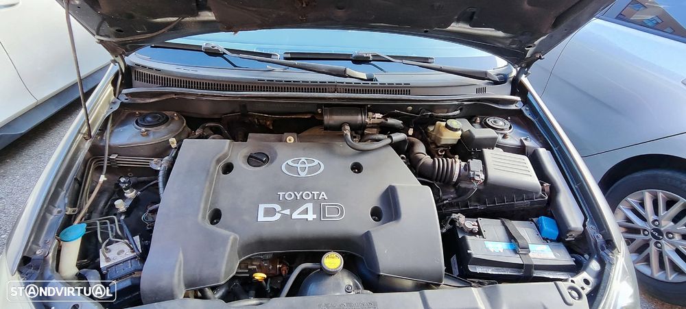 Toyota Corolla 2.0 D-4D Sol - 4