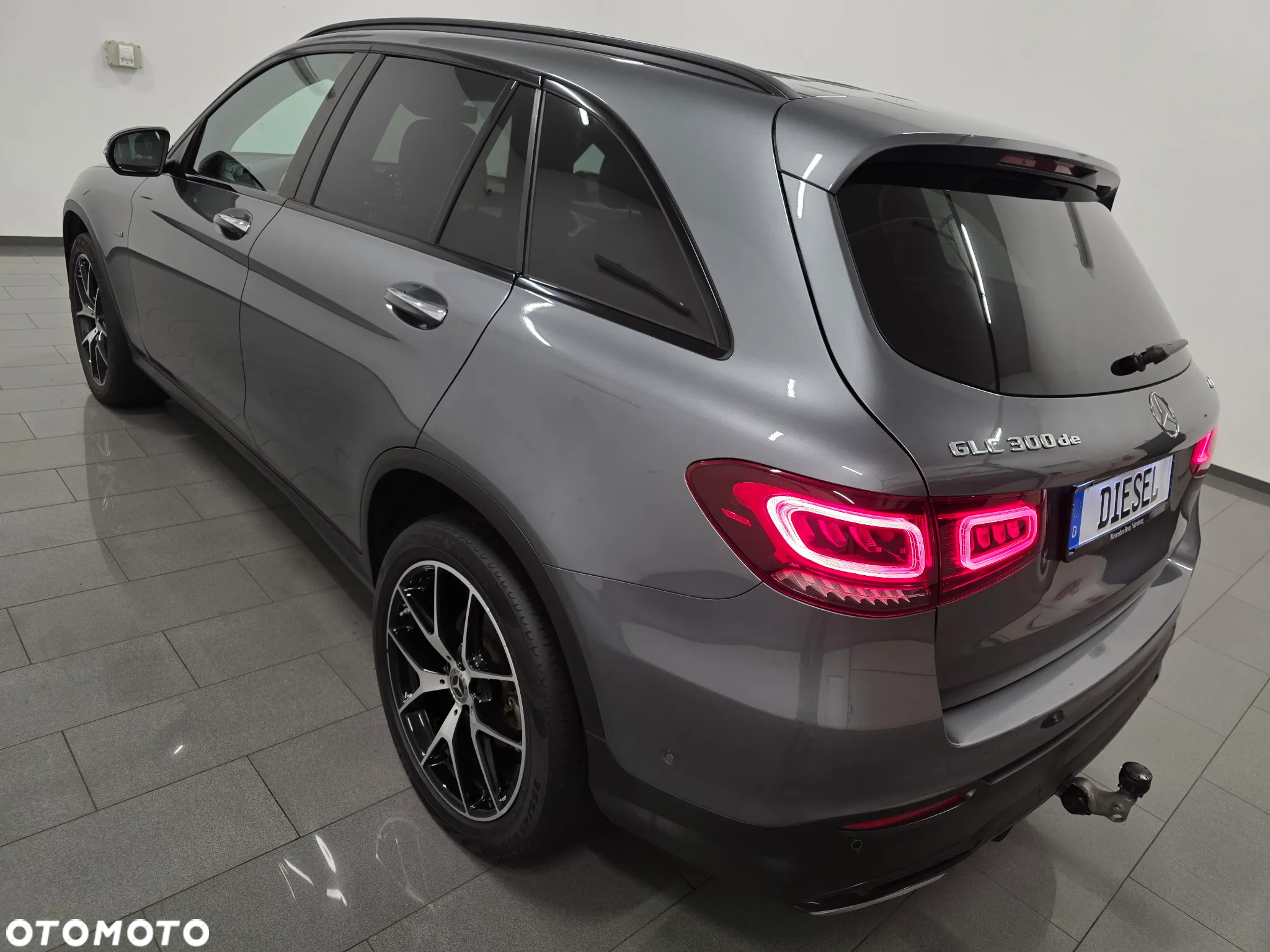 Mercedes-Benz GLC 220 d 4Matic 9G-TRONIC AMG Line Plus - 5