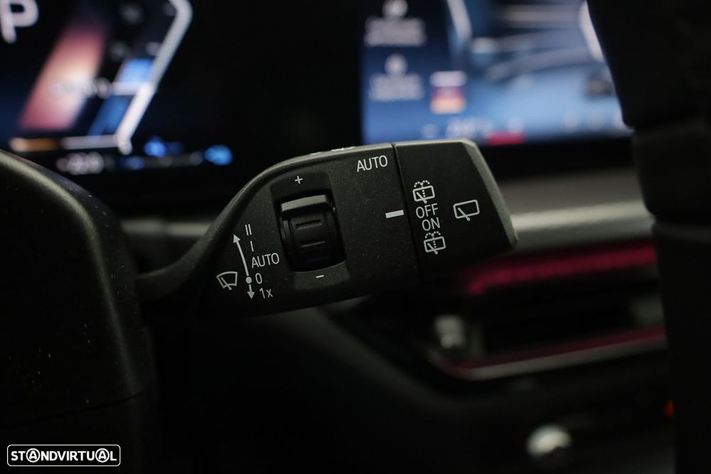 BMW 330 e Edição Desportiva M Auto - 19