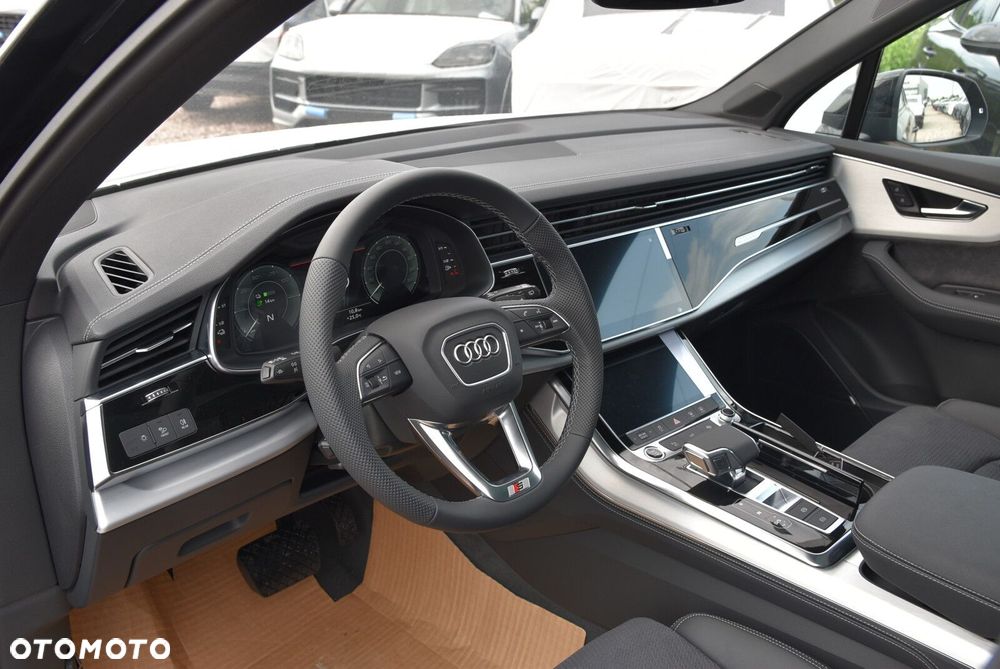 Audi Q7 - 8