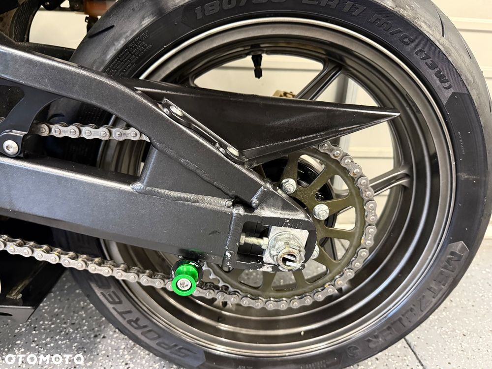 Kawasaki Ninja - 16