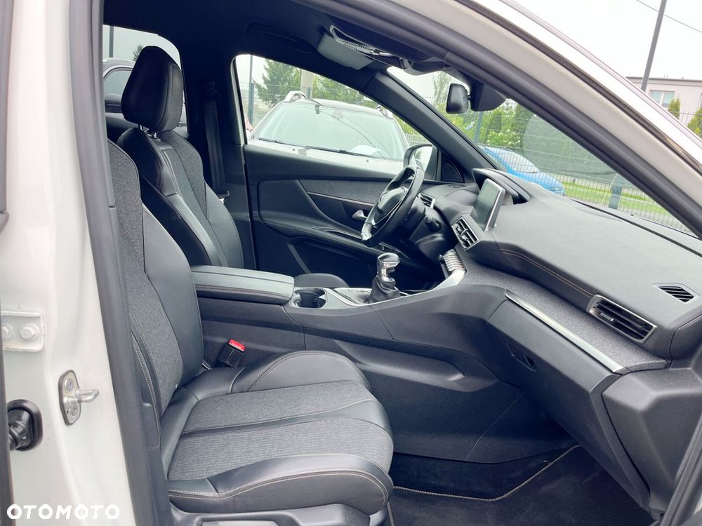 Peugeot 3008 1.2 PureTech Active S&S - 5