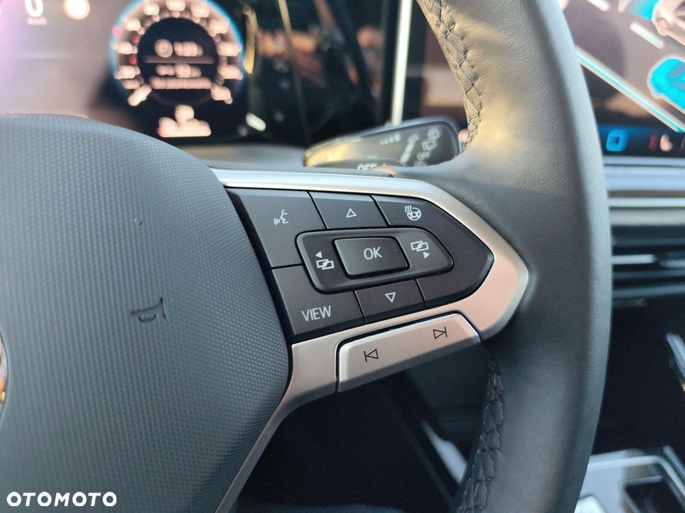 Volkswagen Golf - 18