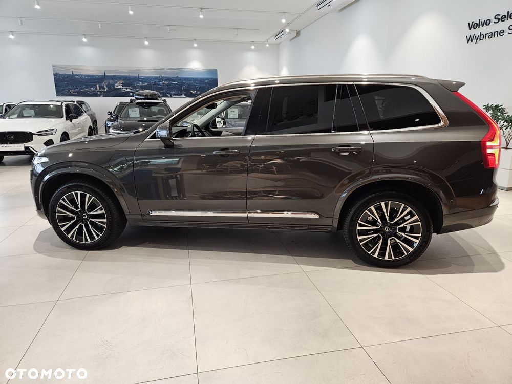 Volvo XC 90 - 9