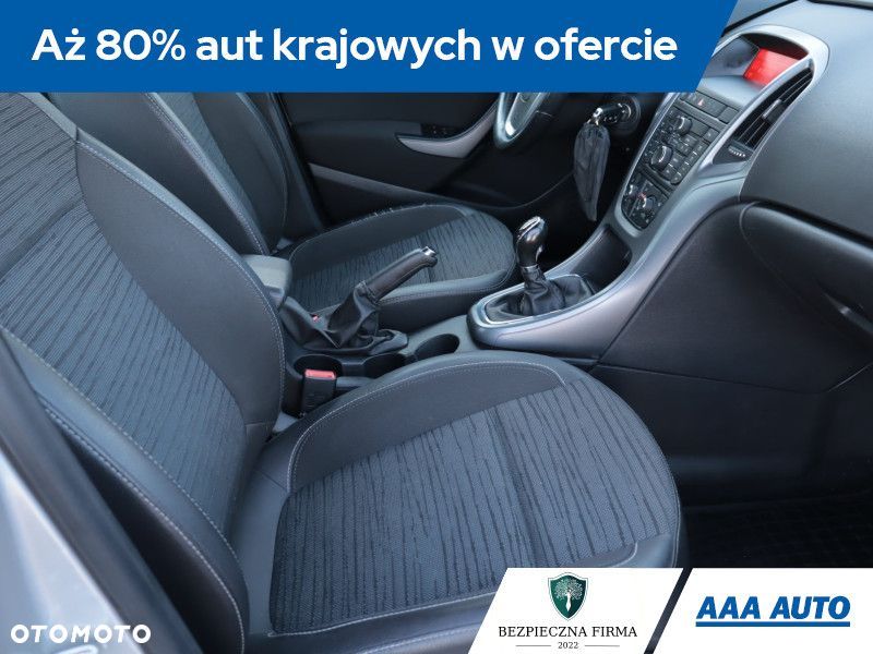 Opel Astra - 11