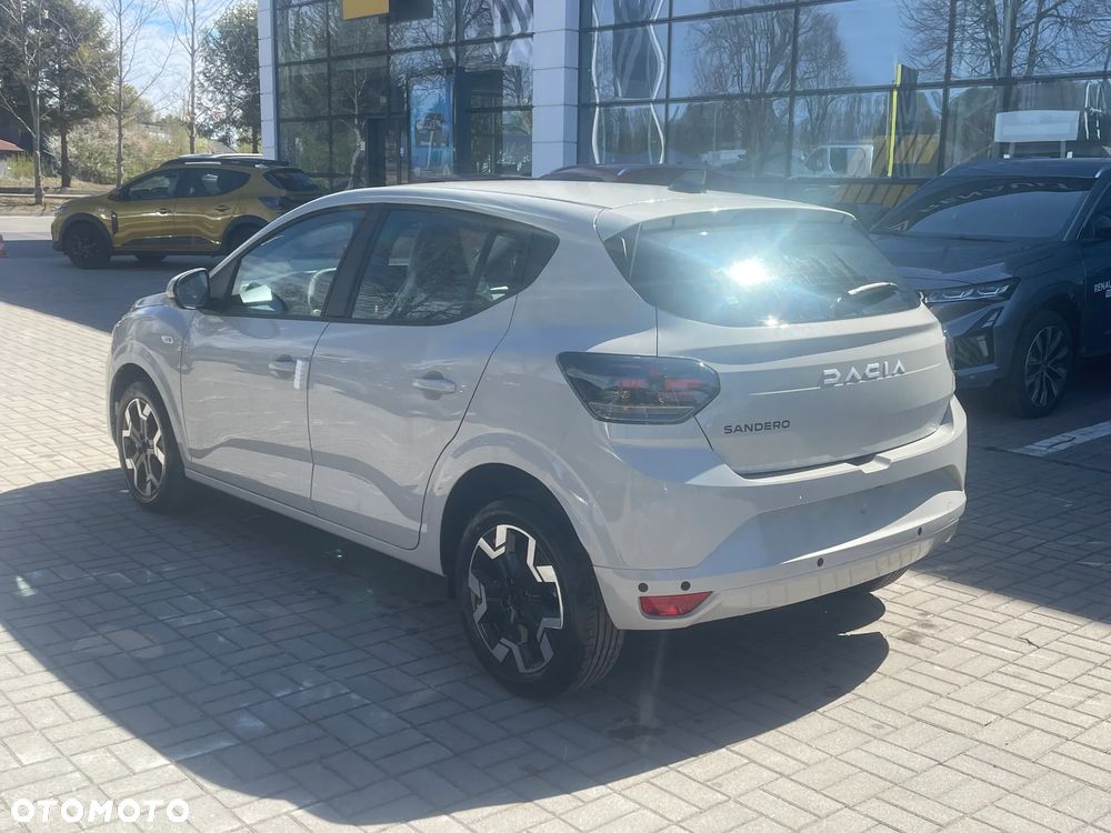 Dacia Sandero - 3