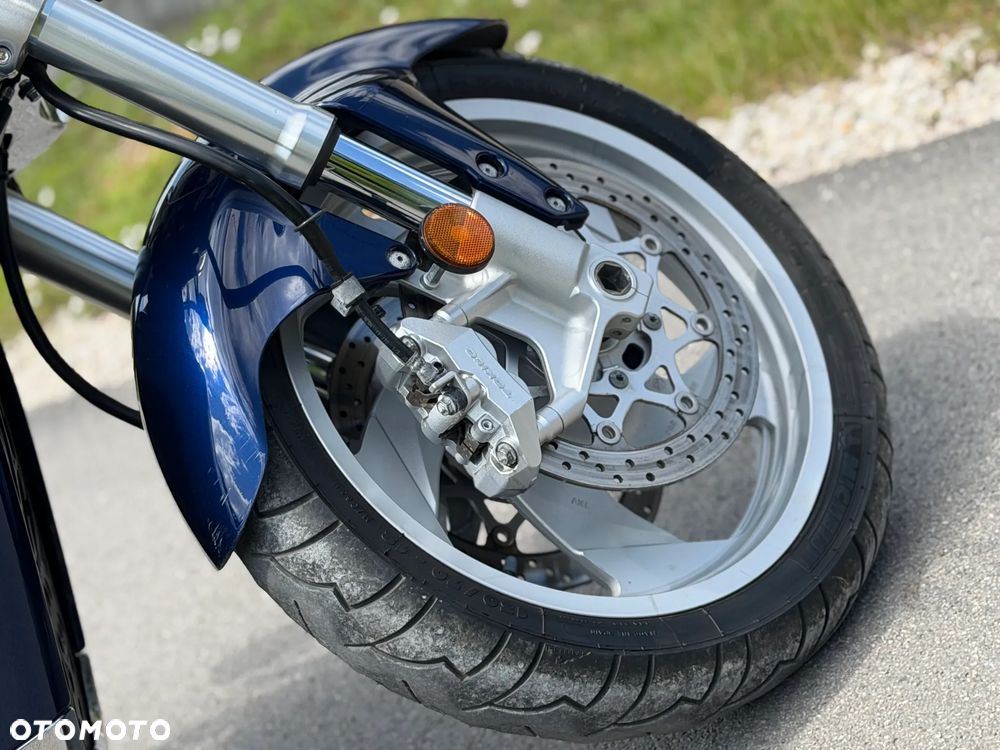 Suzuki Boulevard - 6