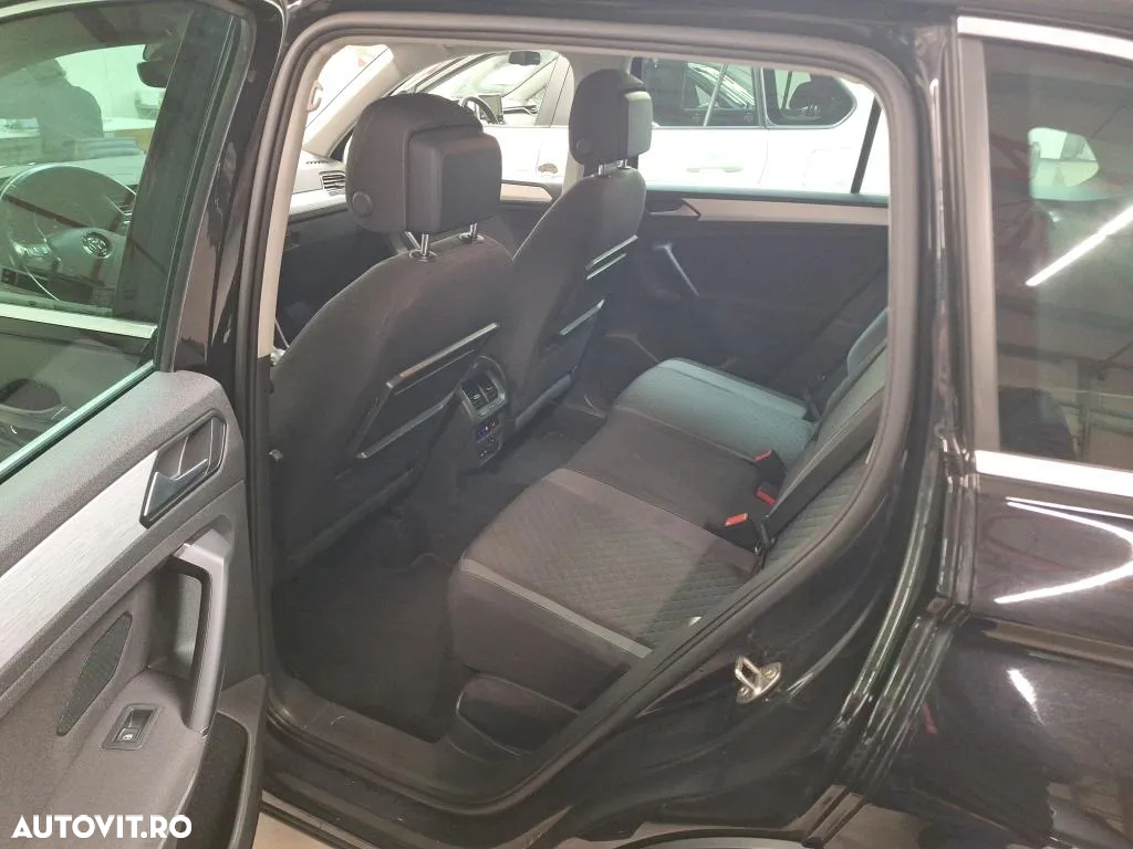 Volkswagen Tiguan 2.0 TDI 4Mot DSG Comfortline - 4