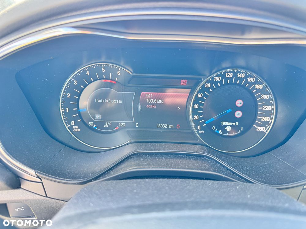 Ford Mondeo - 14
