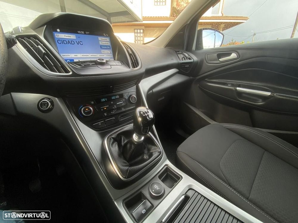 Ford Kuga 1.5 TDCi Titanium - 6