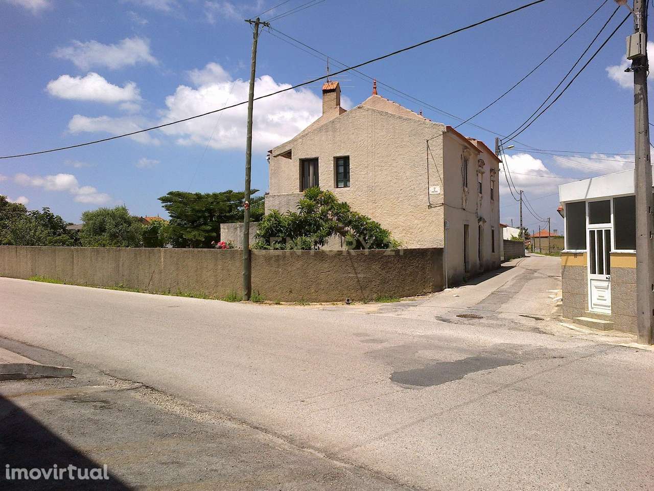 Moradia antiga + terreno envolvente - Centro da vila de Sangalhos - An - Grande imagem: 2/33