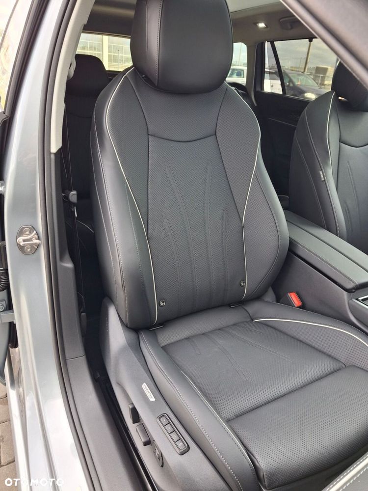 Volkswagen Passat - 20