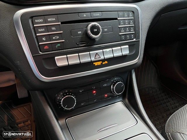 Mercedes-Benz CLA 200 - 17