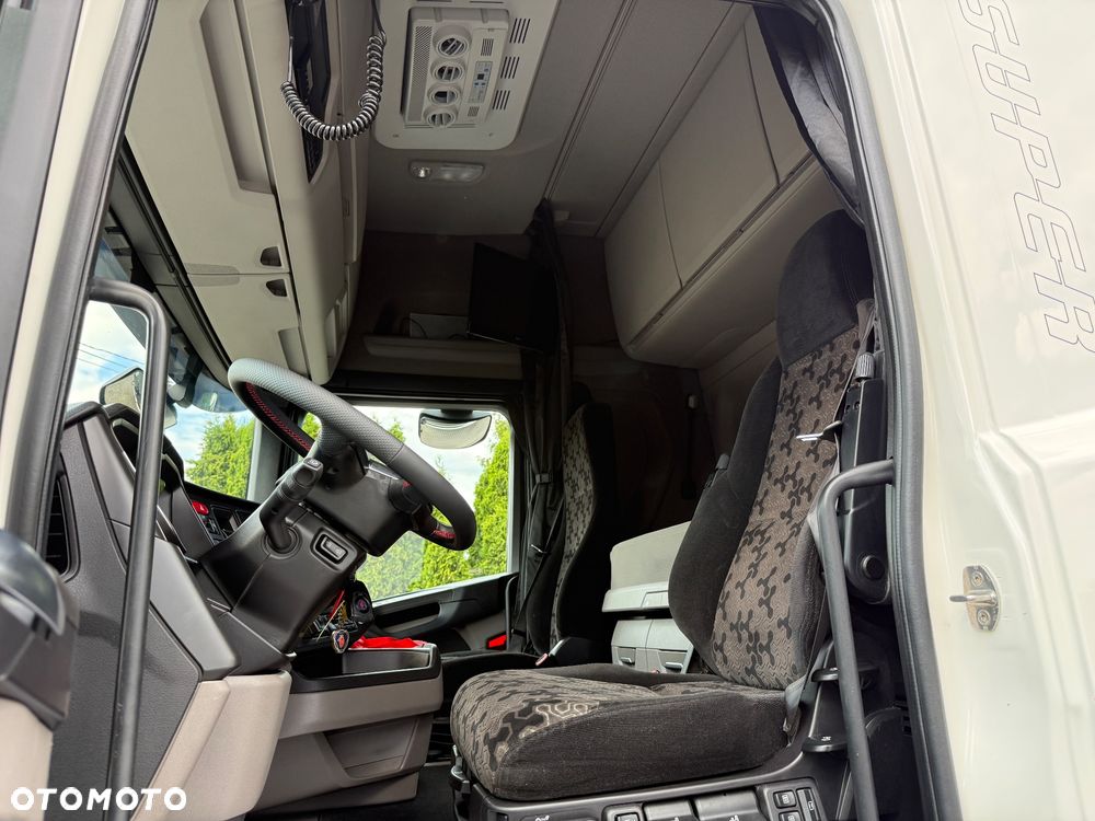 Scania - 24