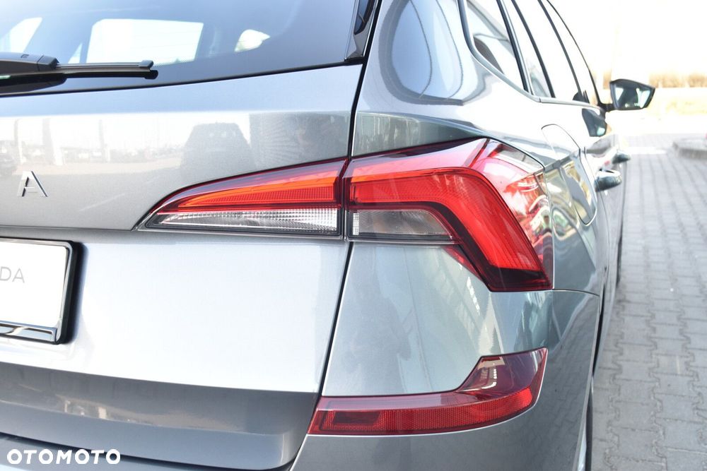 Skoda Kamiq 1.0 TSI Selection - 37