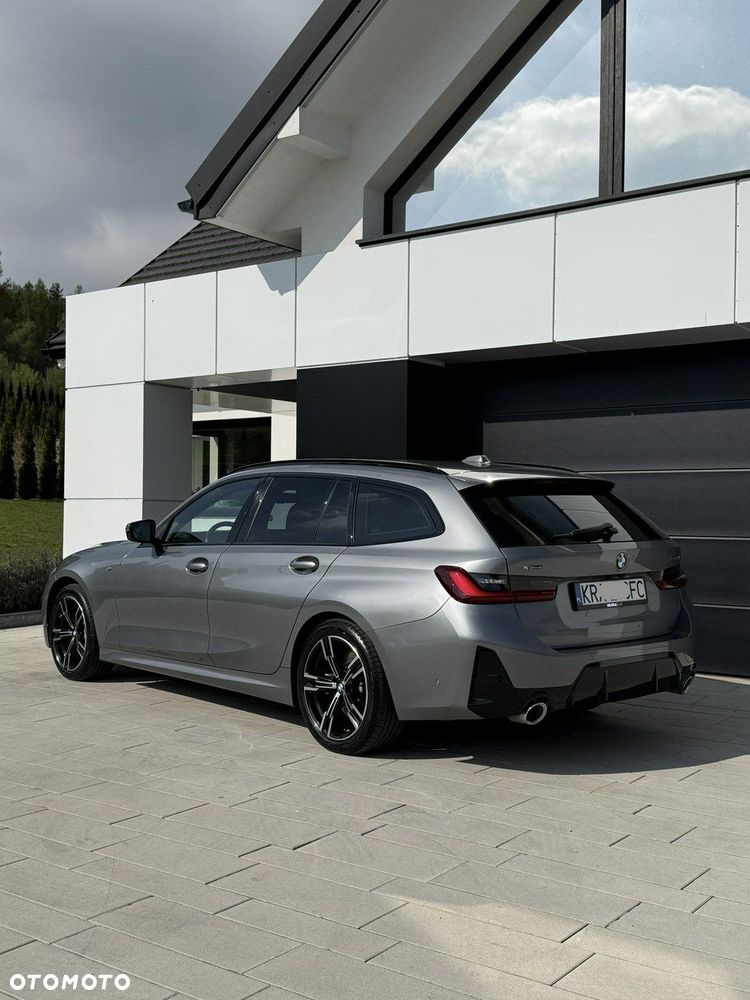 BMW Seria 3 330i xDrive M Sport sport - 3