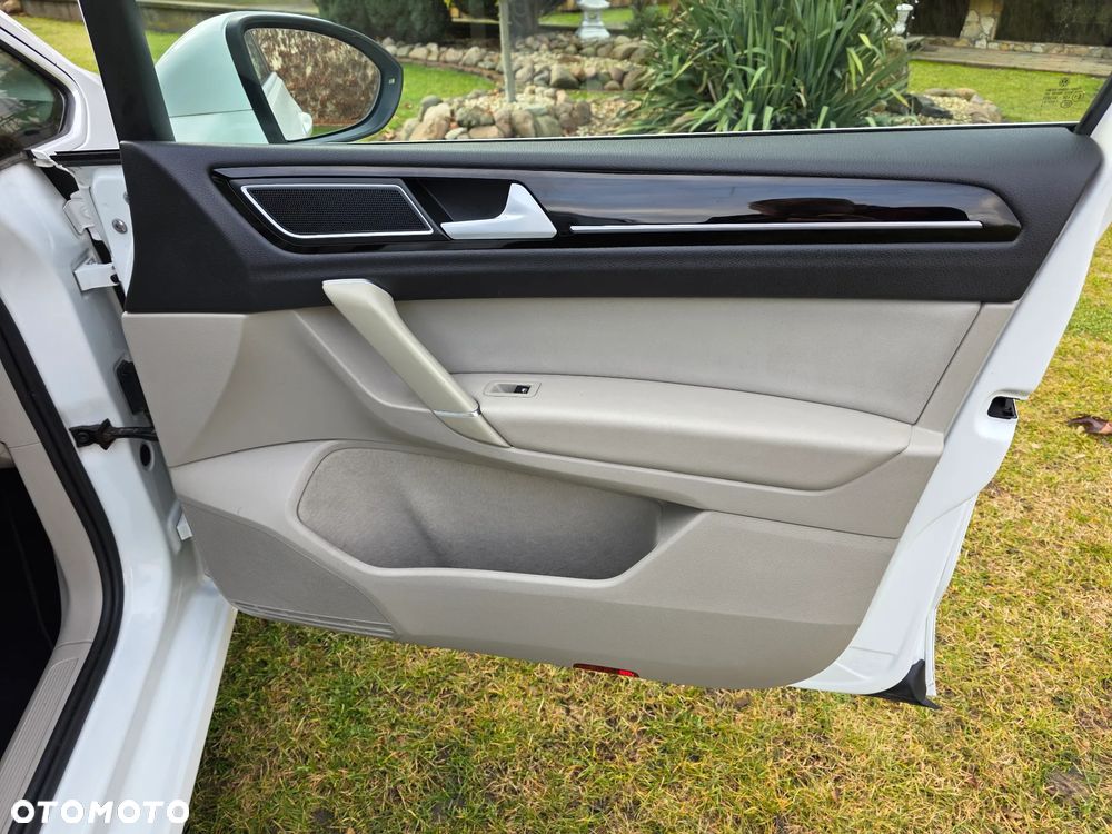 Volkswagen Golf Sportsvan SV 1.6 TDI BMT Comfortline - 28