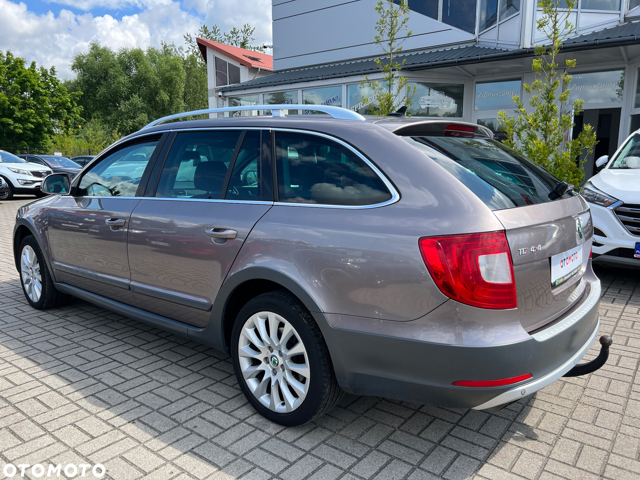 Skoda Superb 2.0 TDI 4x4 DSG Exclusive - 2