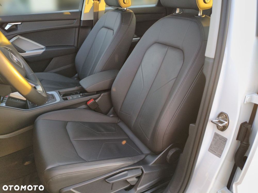 Audi Q3 Sportback - 16