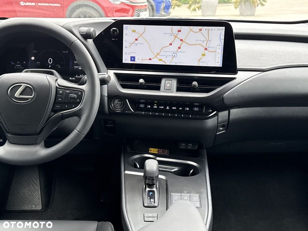 Lexus UX 300h F Sport Design AWD - 14