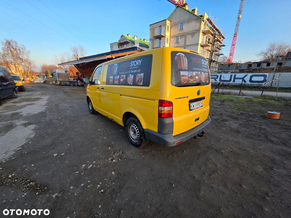 Volkswagen Transporter - 4
