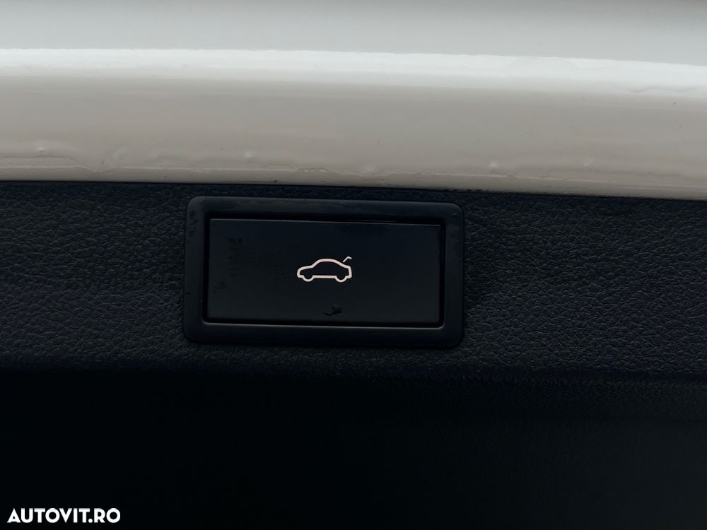 Skoda Octavia 2.0 TDI DSG 4X4 RS Plus - 35