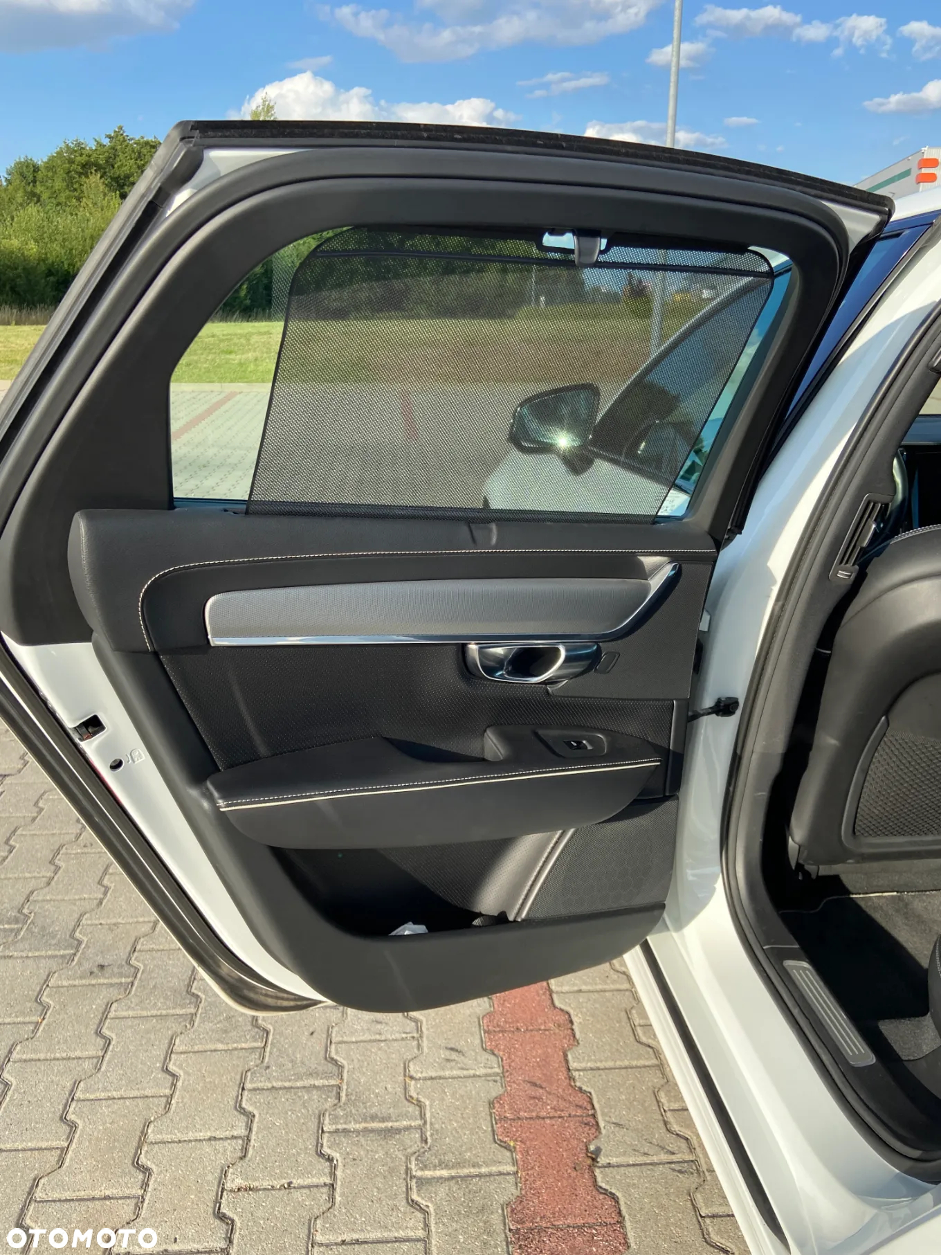 Volvo S90 D4 R-Design - 14
