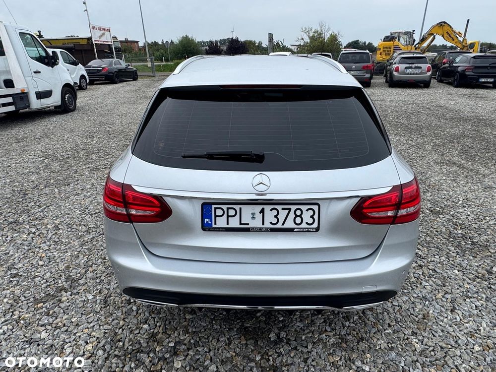 Mercedes-Benz Klasa C 220 (BlueTEC) d 7G-TRONIC AMG Line - 4