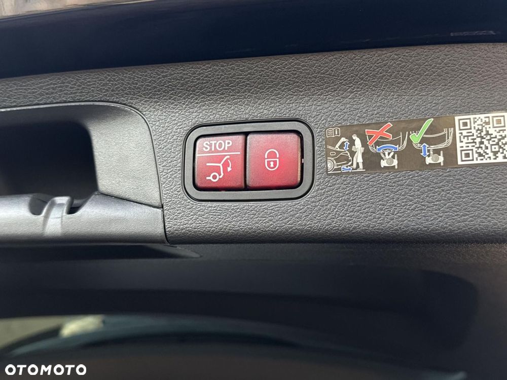 Mercedes-Benz GLS - 21