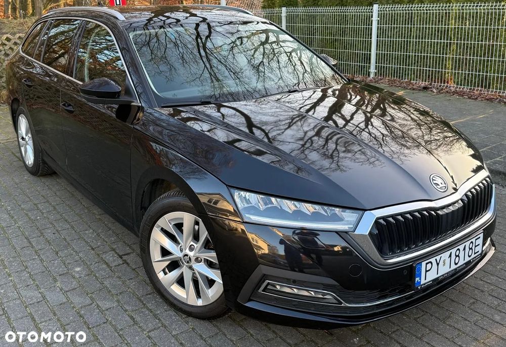Skoda Octavia 2.0 TDI DSG Ambition - 1