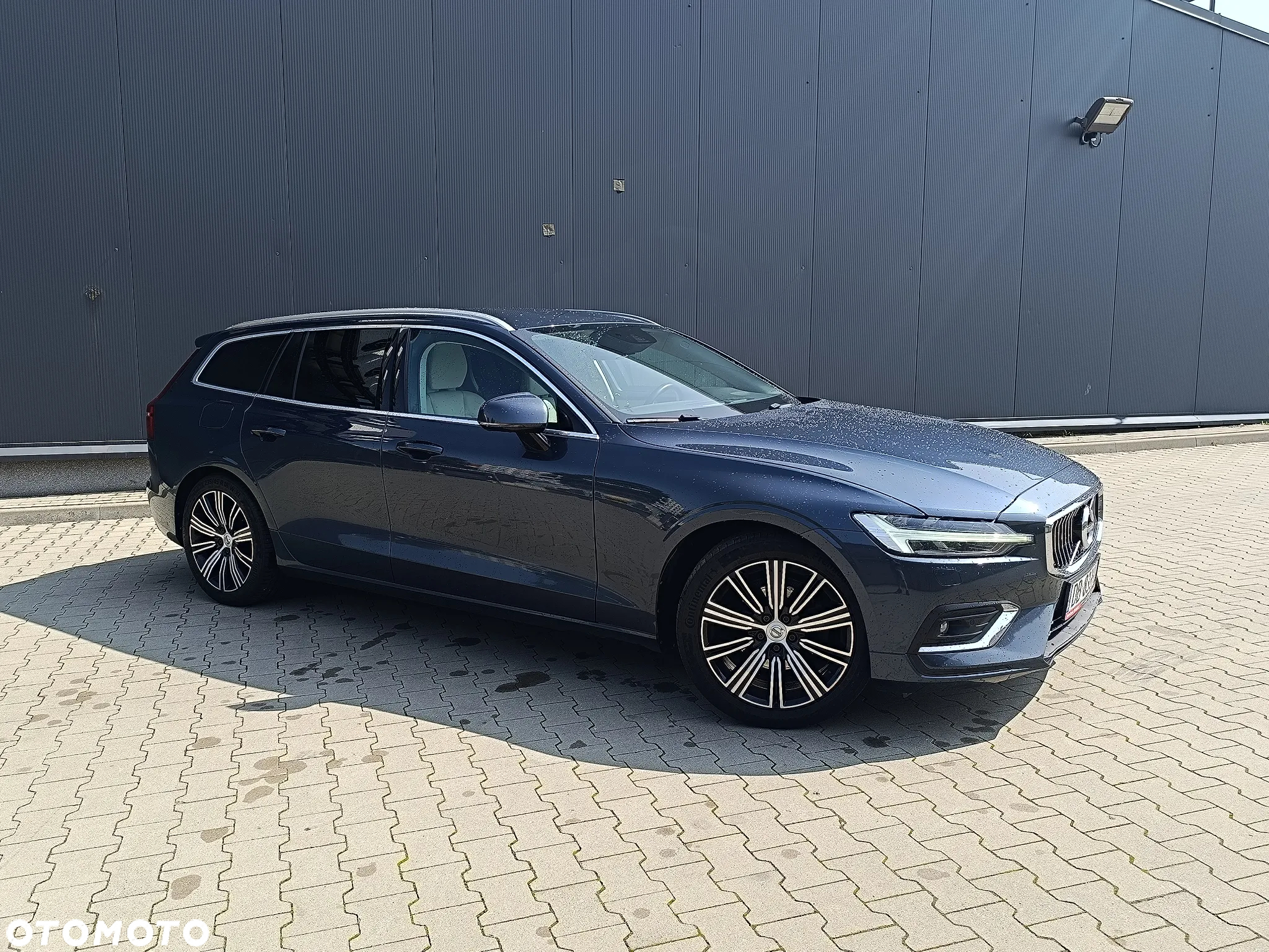 Volvo V60 D4 Inscription - 17
