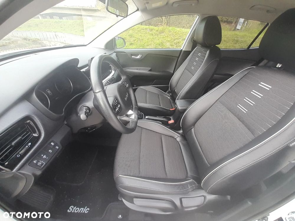 Kia Stonic 1.0 T-GDI GT Line DCT - 13