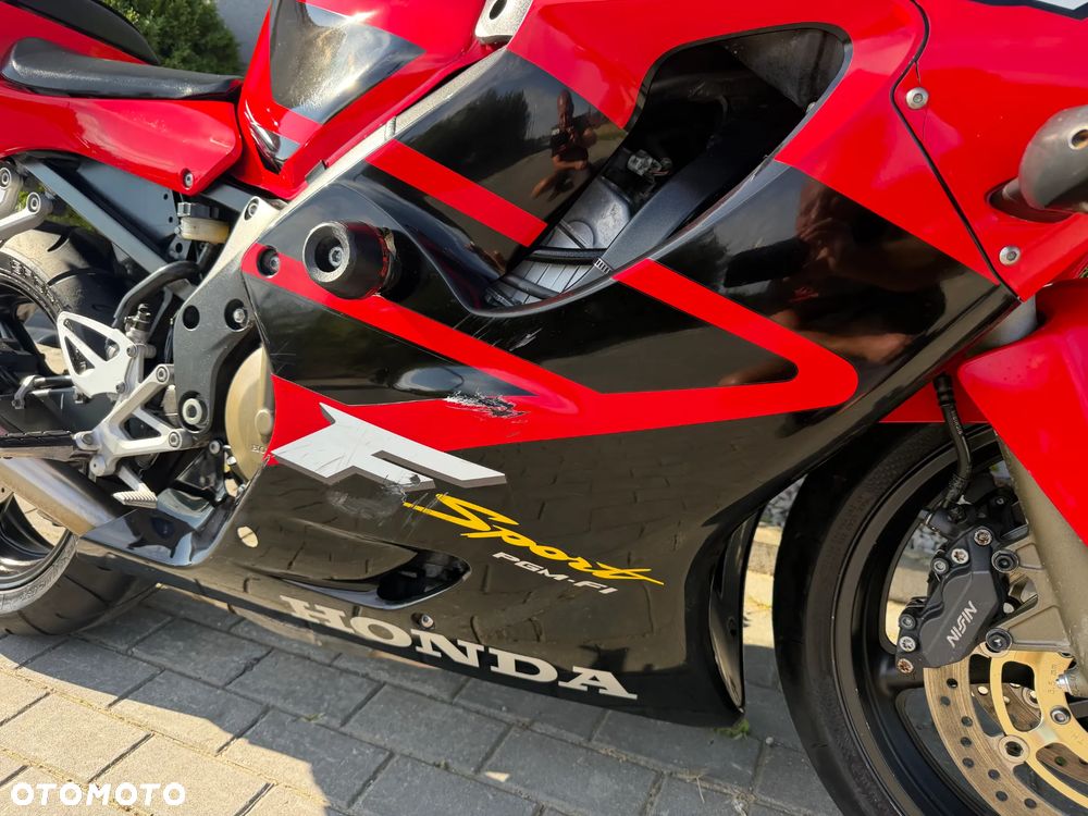 Honda CBR - 15