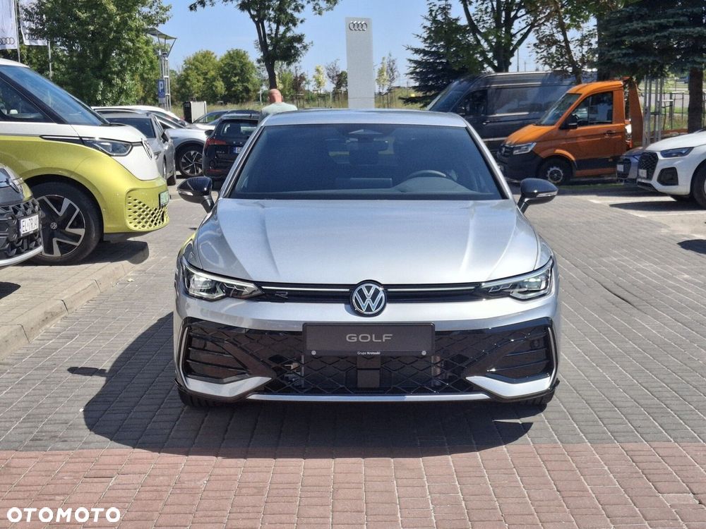 Volkswagen Golf 1.5 TSI R-Line Plus - 4