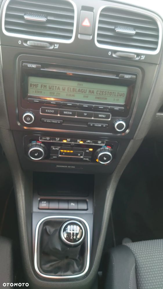 Volkswagen Golf 1.6 Team - 26